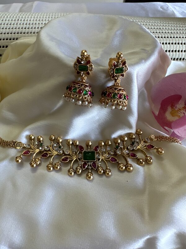 Multicolor chocker and earrings - Image 3