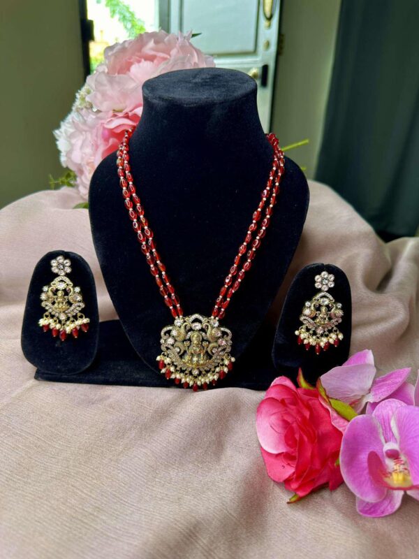 Victoria Lakshmi Haram and Beautiful Earrings Set - Image 5