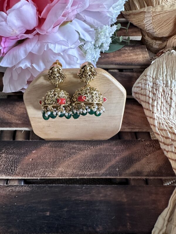 Premium quality lakhmi beaded jumka - Image 4