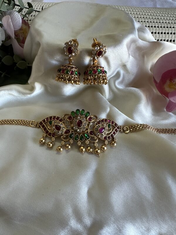 Multicolor stone chocker and earrings - Image 4